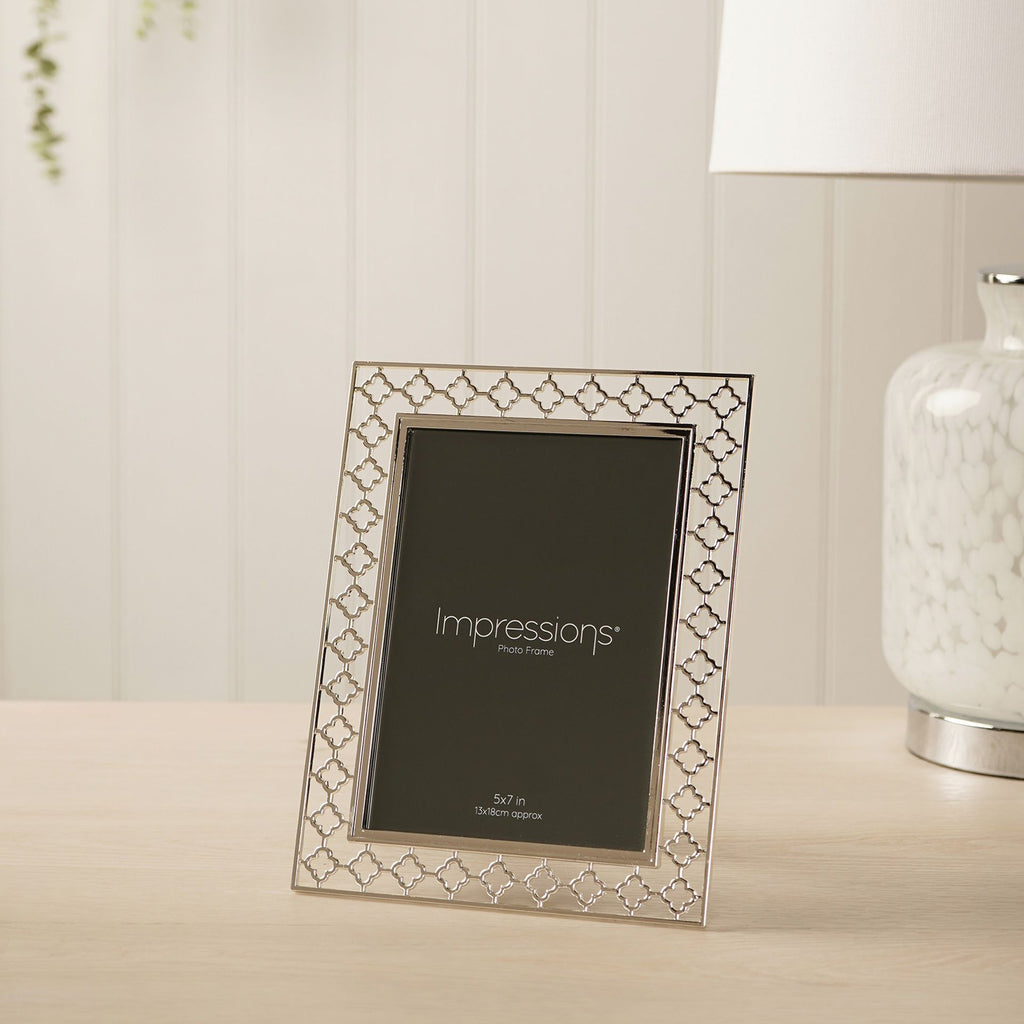 Impressions Lattice Cut Metal Plated Silver Photo Frame 5" x 7"