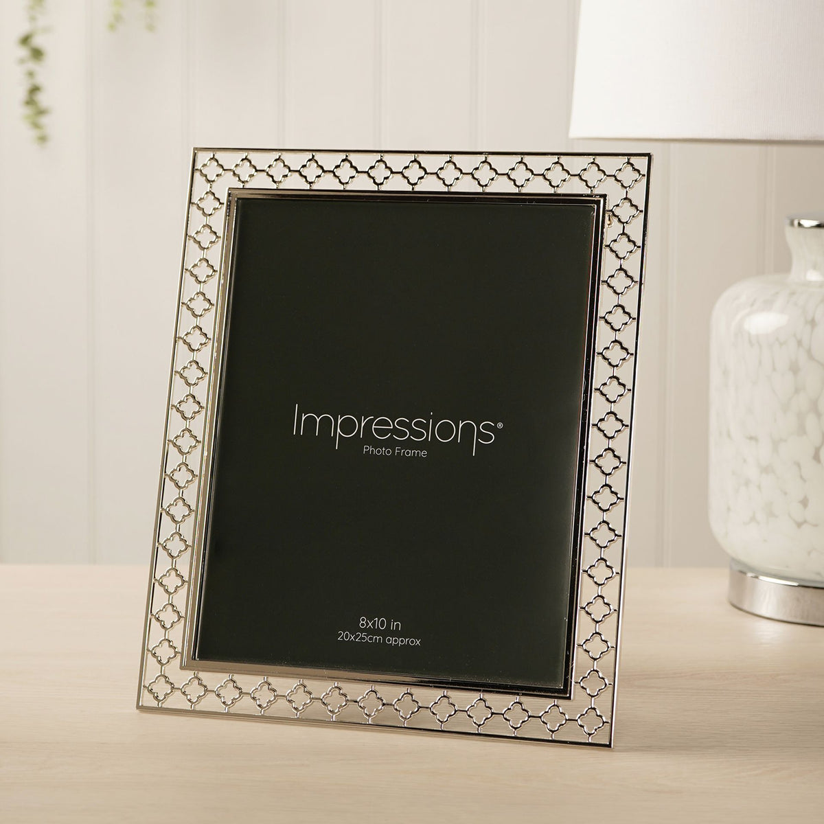 Impressions Lattice Cut Metal Plated Silver Photo Frame 8" x 10"