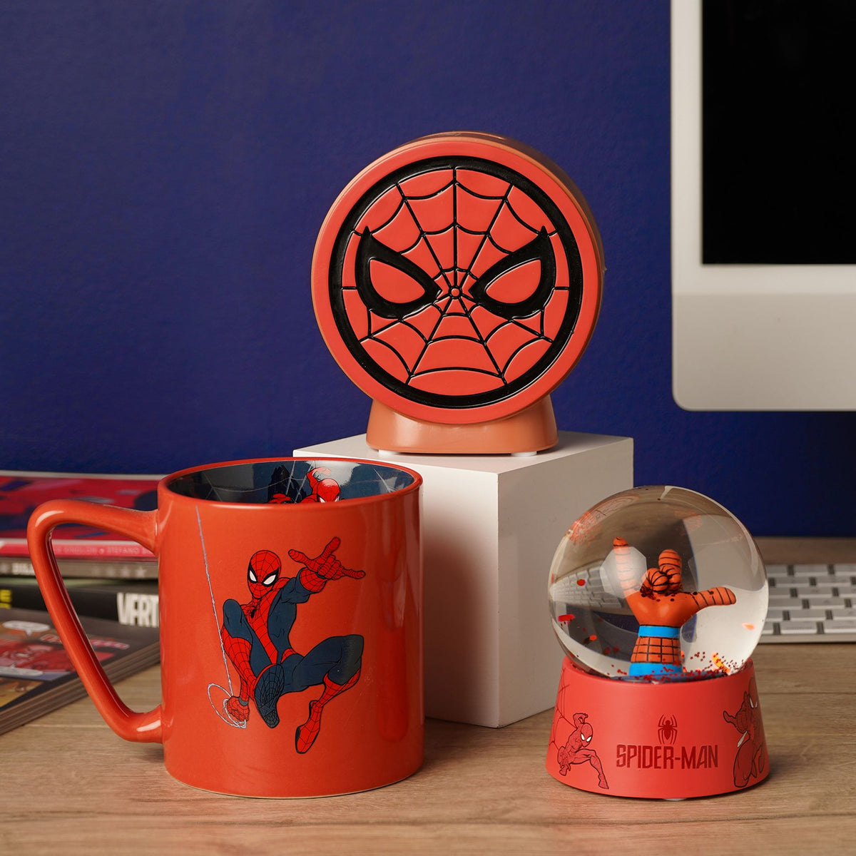 Marvel The Avengers Waterball - Spiderman