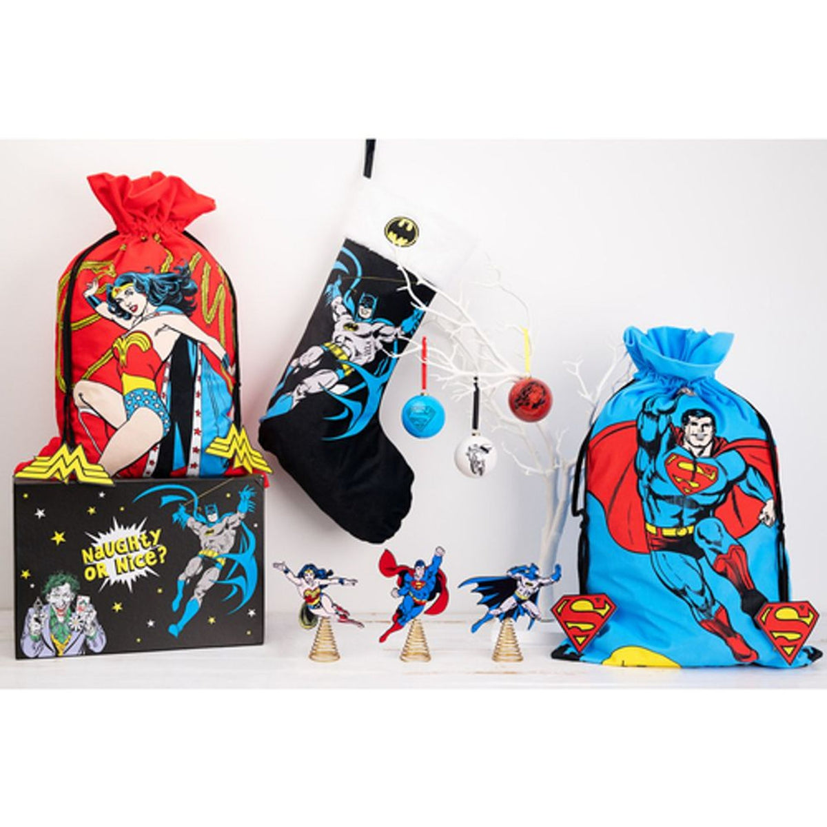 DC Comic Christmas Tree Topper - Superman - image 4