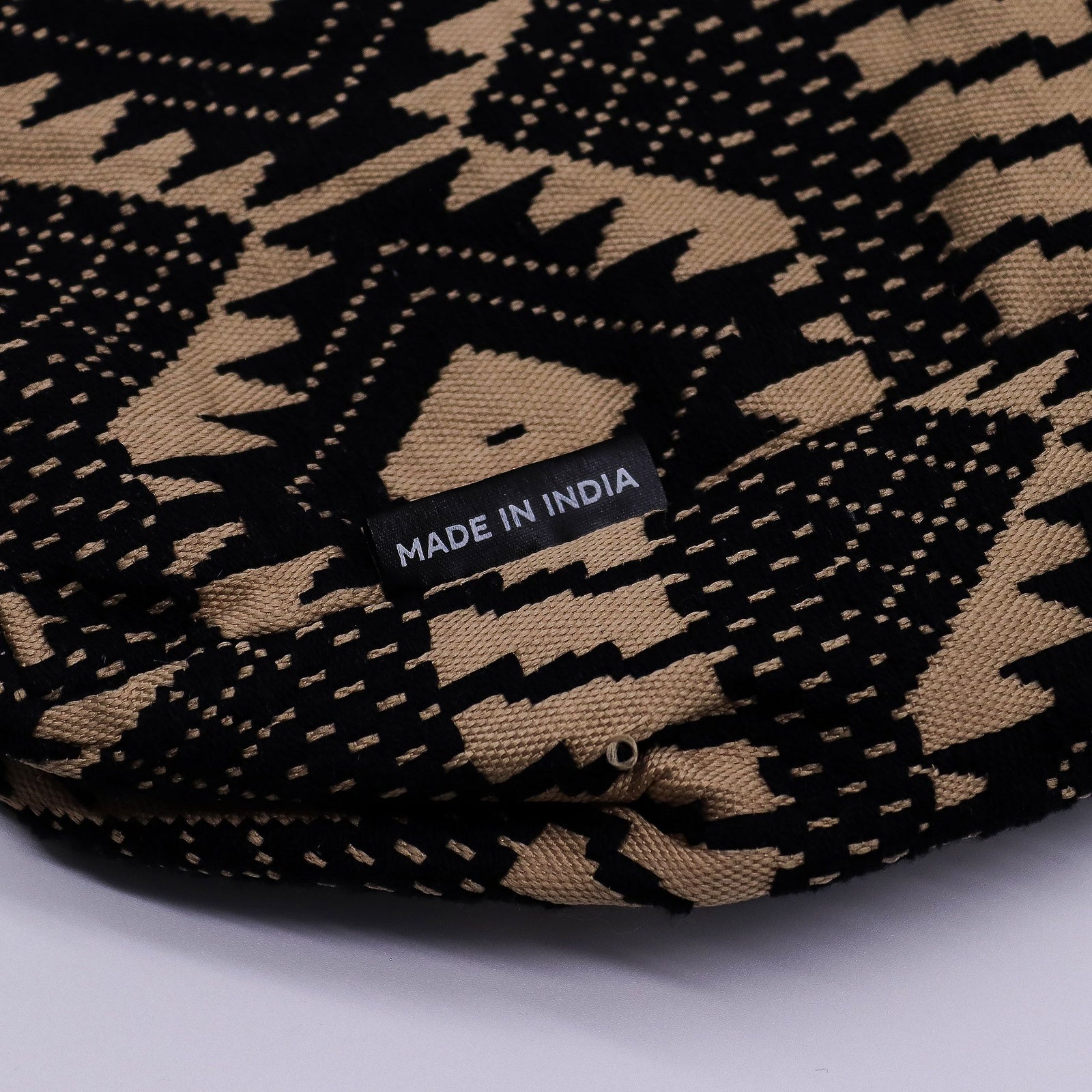 Nomad Sari Jacquard Natural Wander Muse Bags - Desert Loom product image