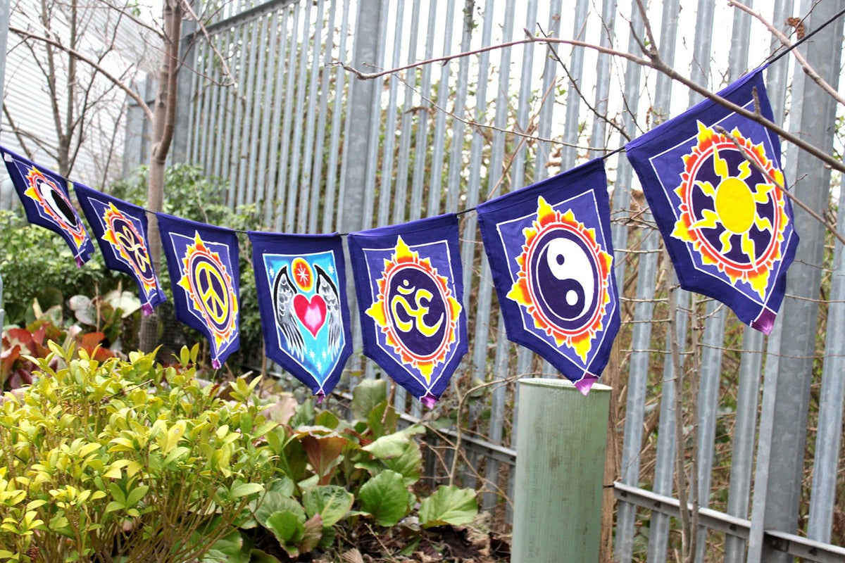 7 Flags Banner - Love in the Center product image 4