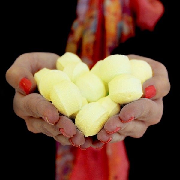 1.3Kg Box of Chill Pills (Mini Bath Bombs) - Pinacolada product image 2