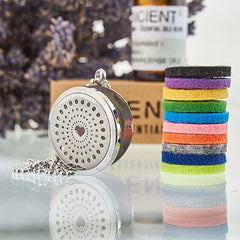 Aromatherapy Diffuser Necklace - Diamonds Heart 30mm product image 3