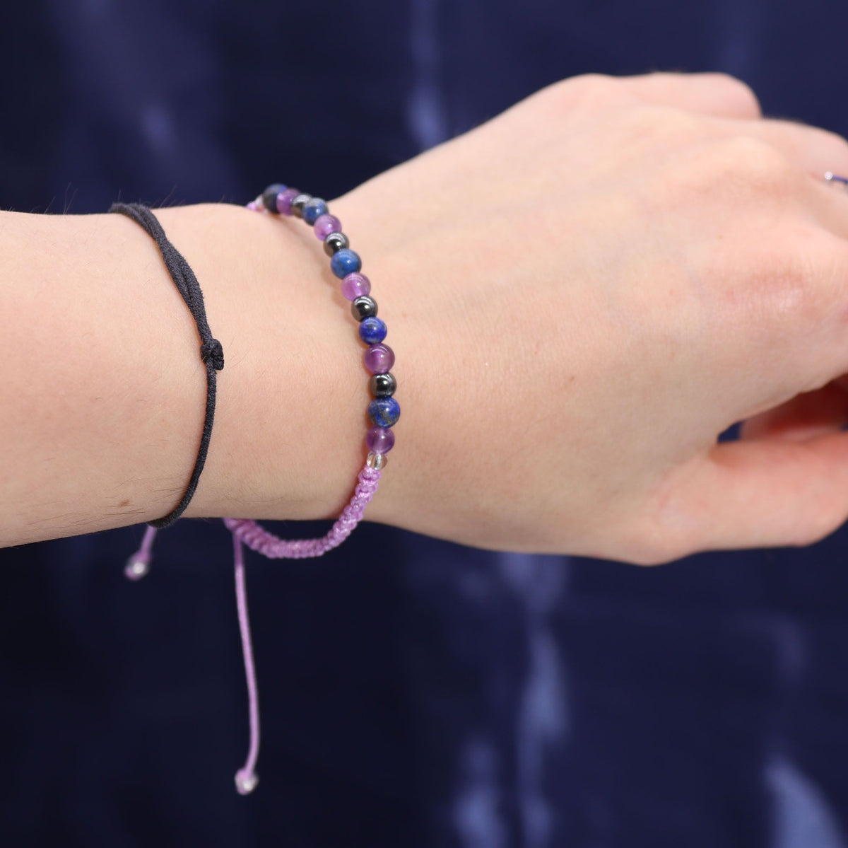 Zodiac Crystal Candle with Gemstone Bracelet - Aquarious product image 3