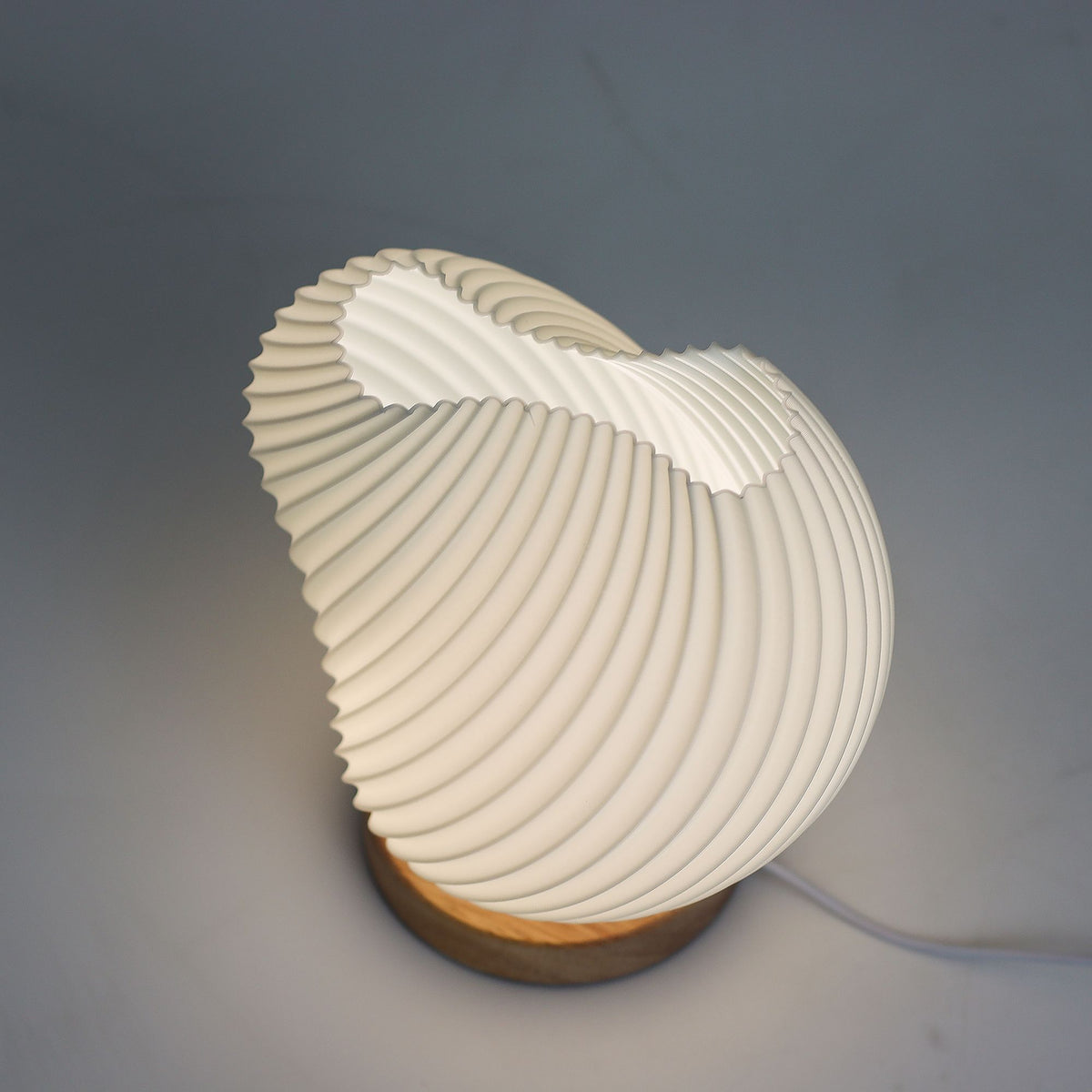 New Wave Lamp - USB - 3 settings - Shell Twisted product image 2
