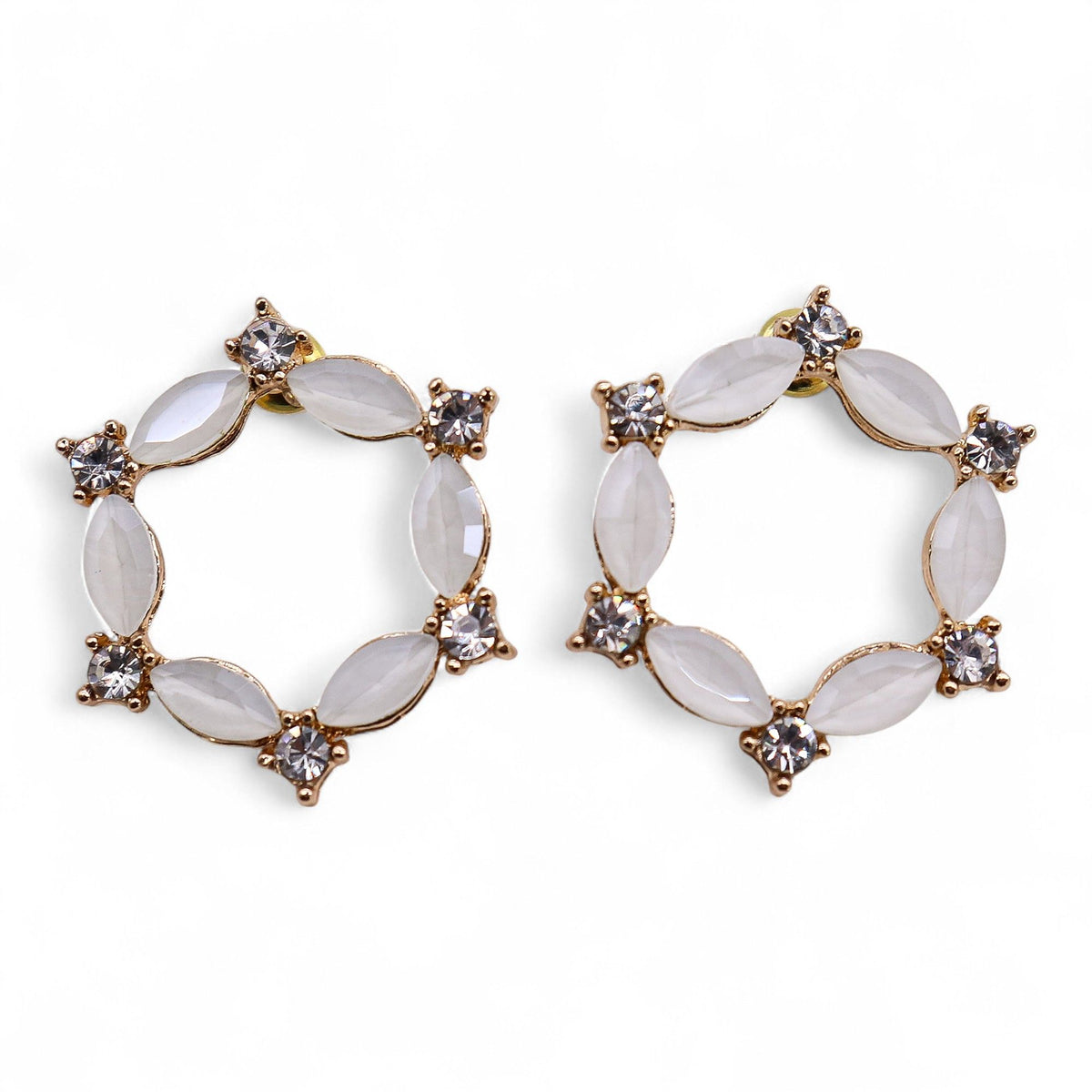 Pearl - Vintage Glass - Loop - Earrings product image 2