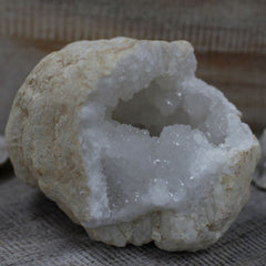 Calsite Geodes - 15-18 cm product image 7