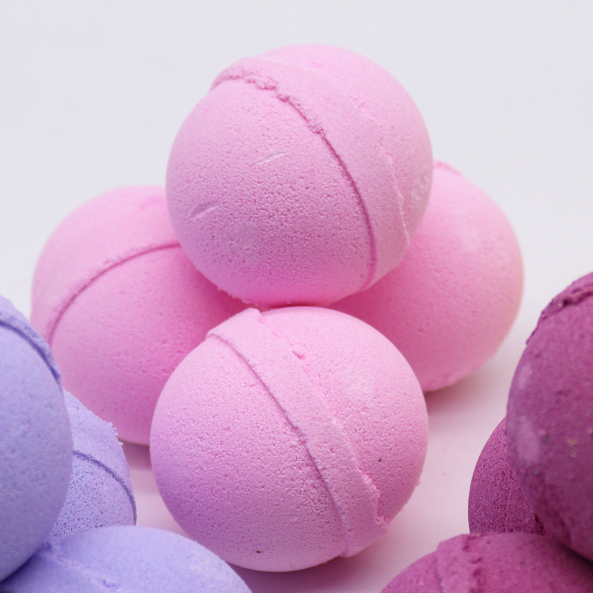 Essential Oil Bath Bomb - Frankincense & Rose product image 2