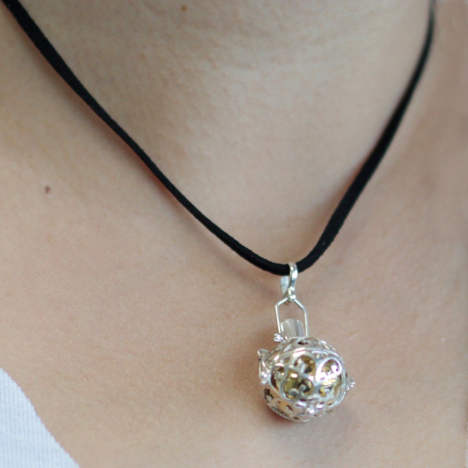 Silver Angel Bell - Night-time - 18mm product image