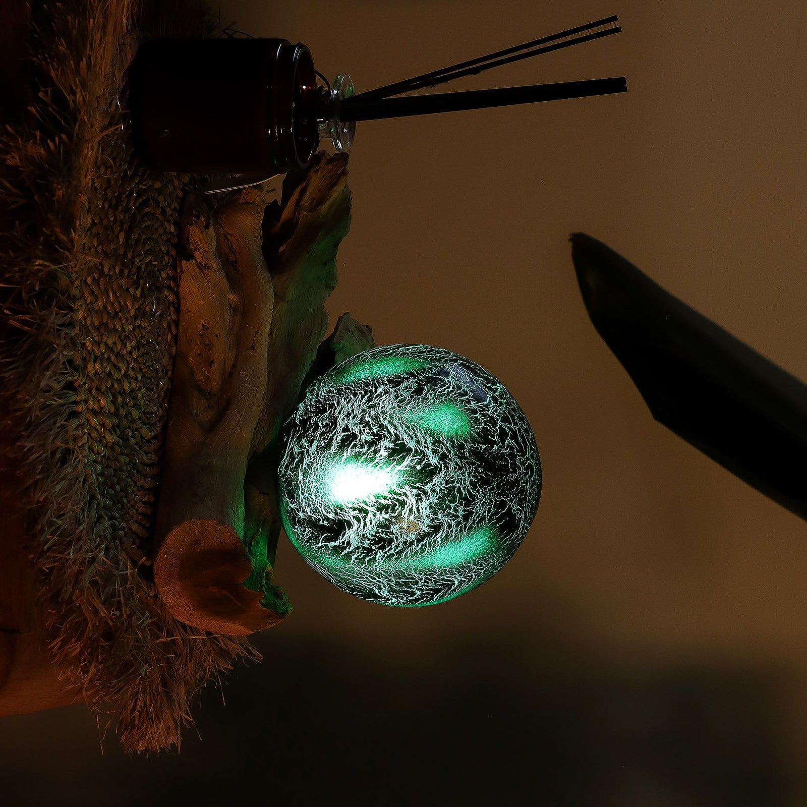 DriftGlow Lamp Emerald Crackle Shade product image