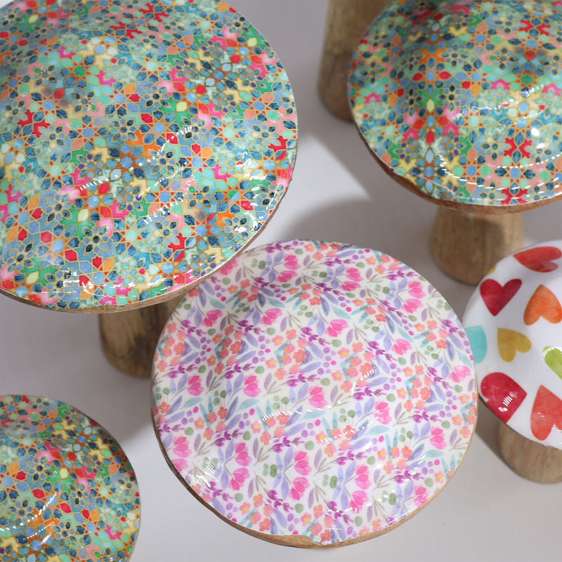 Small Enamelled Mushroom - 10cm - Pastel Hearts product image