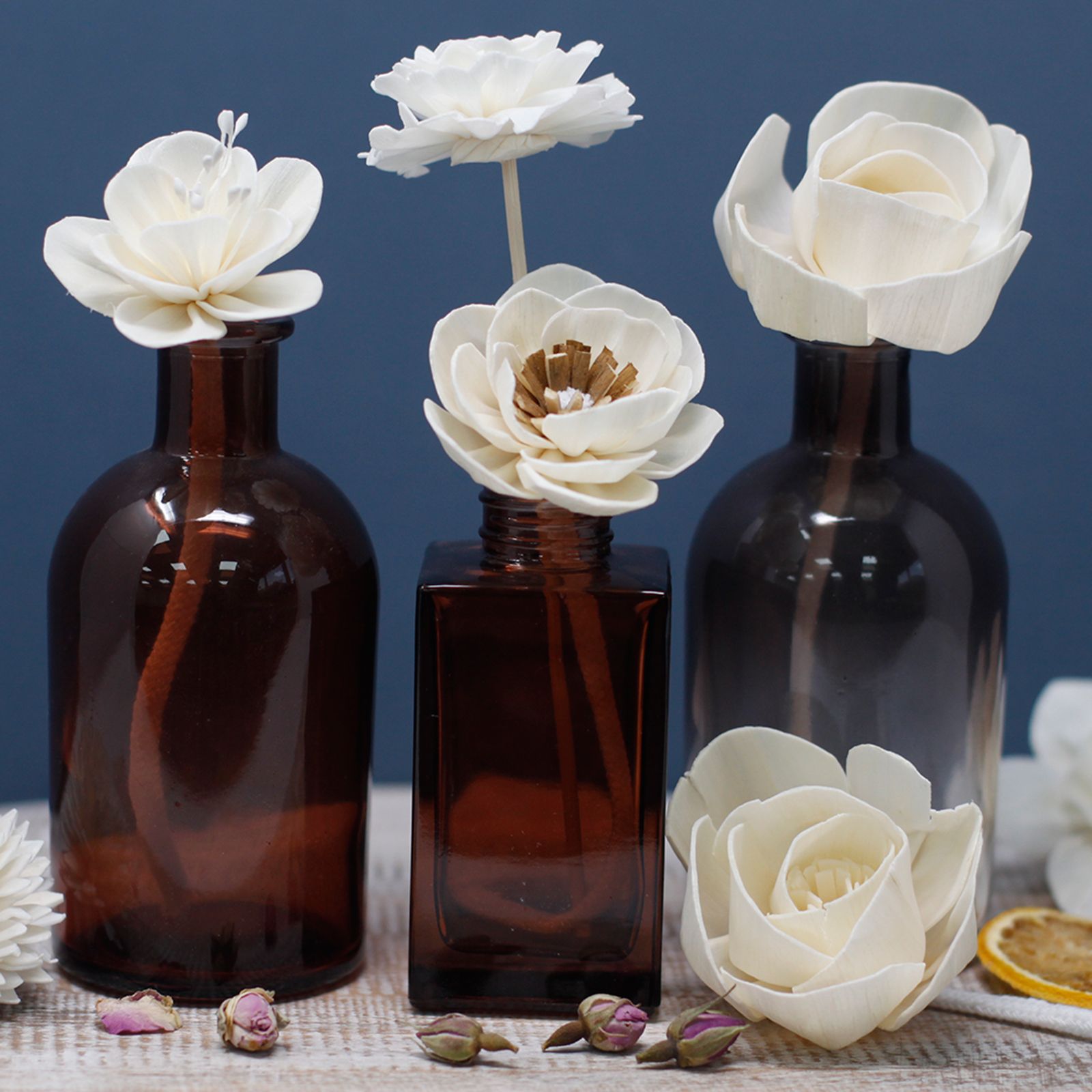 Natural Diffuser Flowers - Lrg Lotus on String product image
