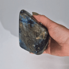 Madagascar Labradorite Large Stone (approx 550-750gms 110-140mm) product image 3