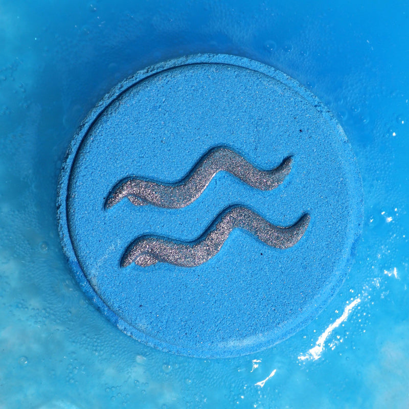 Set of Zodiac Bath Fizzers with Horoscope - Aquarius product image