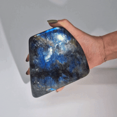 Madagascar Labradorite Statement Stone (approx 900-1100gms 140-170mm) product image 2