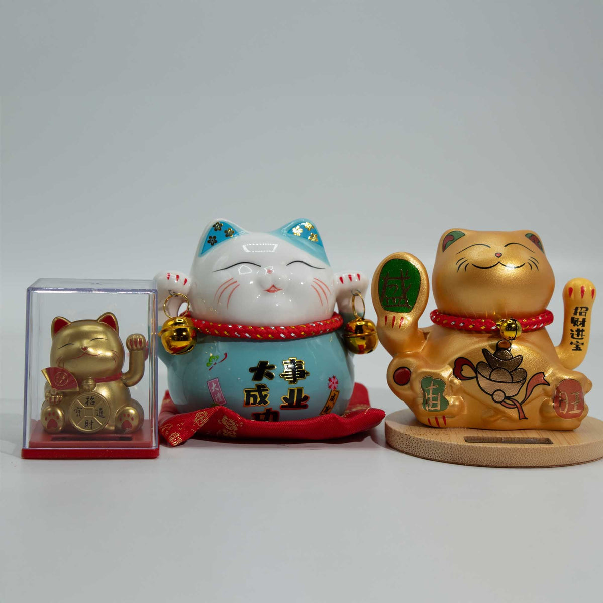 Mini Solar Powered Money Cat in Box - Gold product image 2