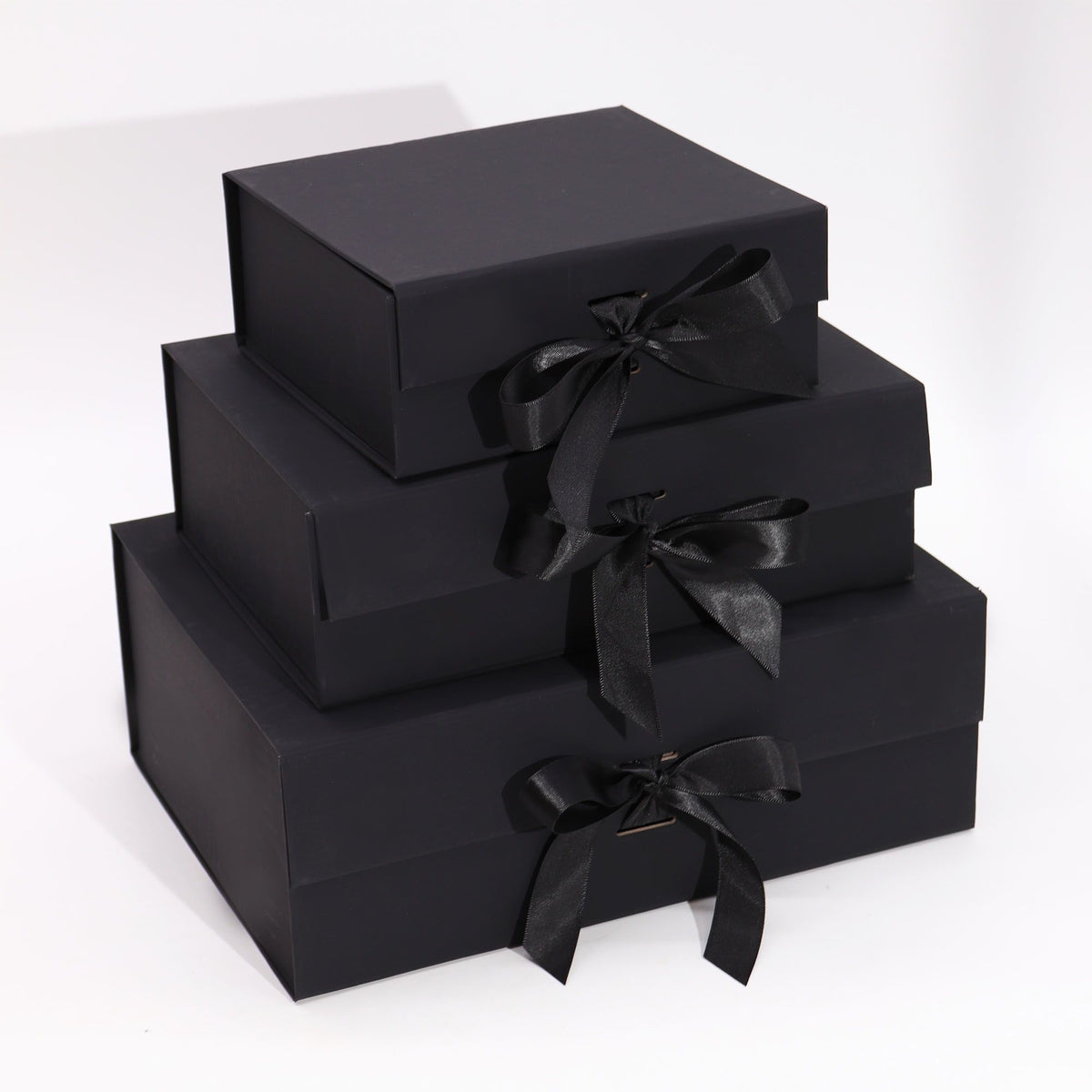 Flat Pack Gift Box - Large (28.2x20.2x9.2cm) - Black product image 3