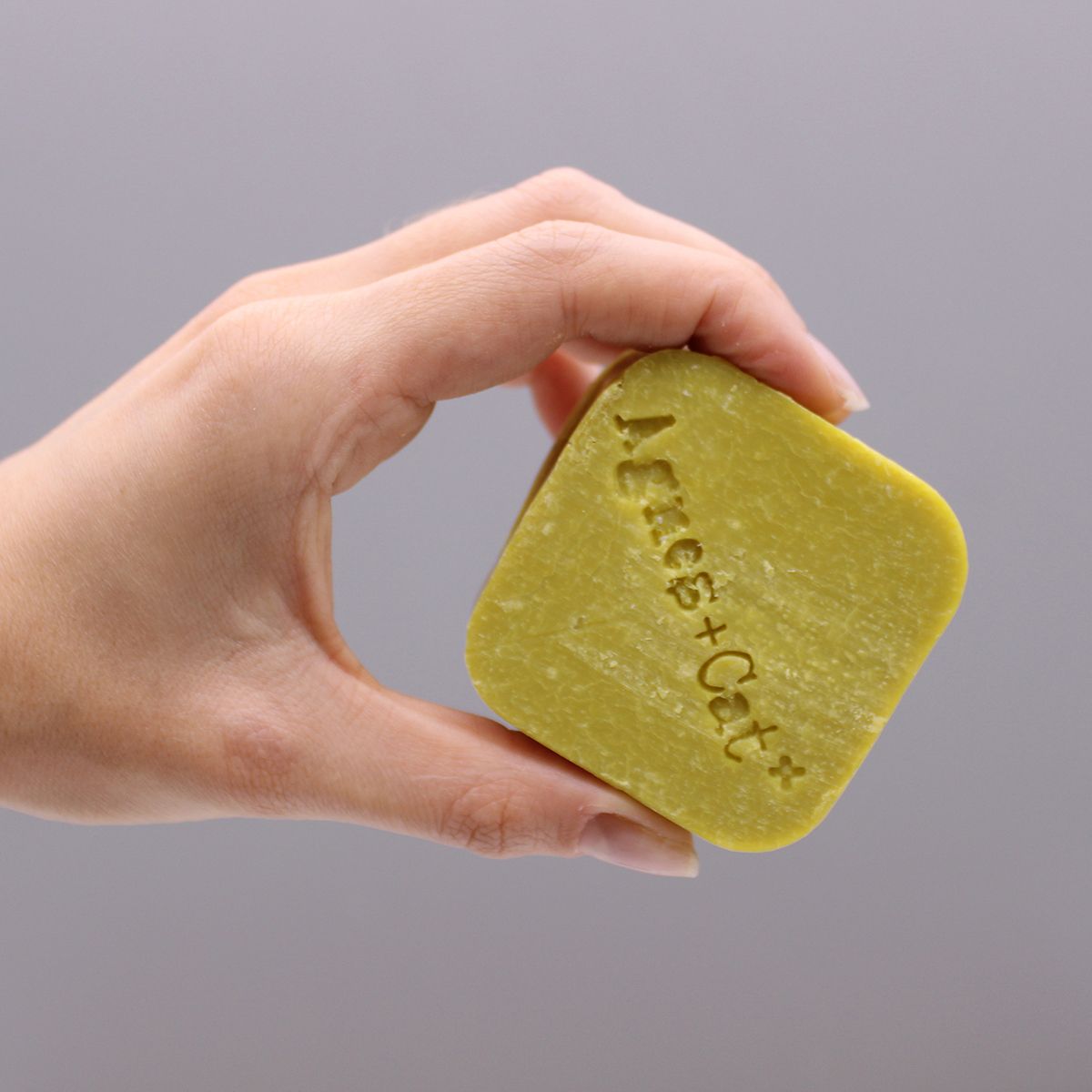 Agnes + Cat Sea Salt & Moss Solid Shampoo product image