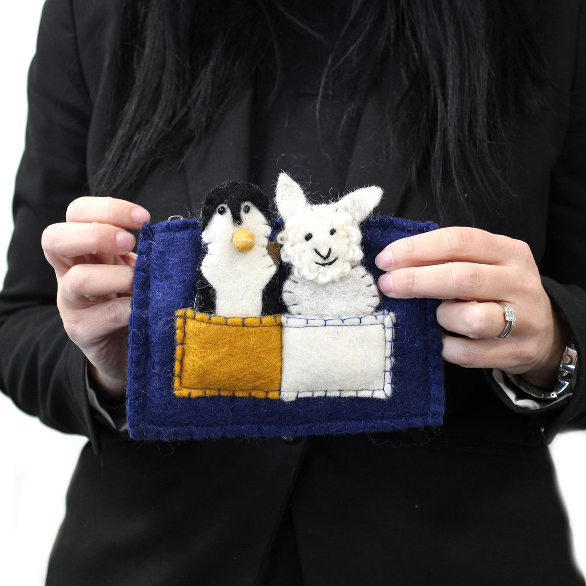 Pouch with Finger Puppets - Puppy Pals product image 4