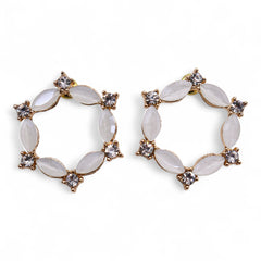 Pearl - Vintage Glass - Loop - Earrings product image 5