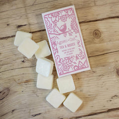 Agnes + Cat Box of 8 Wax Melts - Tea + Roses product image 3