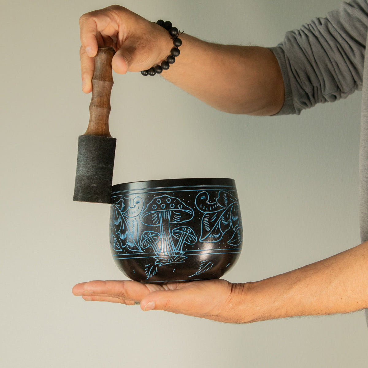 Cauldron Singing Bowl - Magic Mushroom - Blue (15cm) product image 8