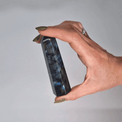 Madagascar Labradorite Point (approx 50-65gm 100x28mm) product image 2