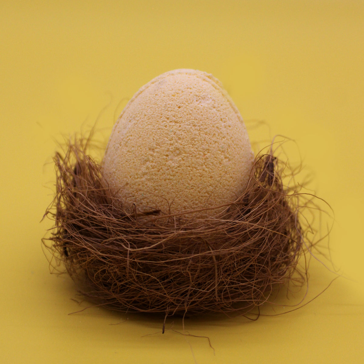 6 Bath Eggs in a Tray - Banana product image
