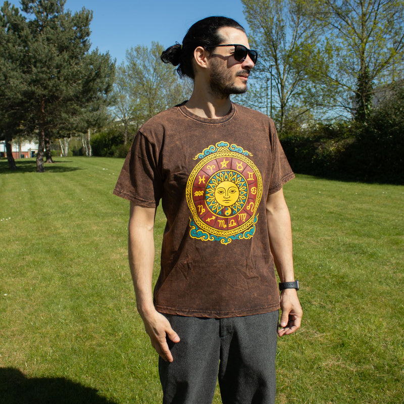 Nomad Sari Stonewashed Cotton T-Shirt - Sun & Zodiac - Brown - Small product image