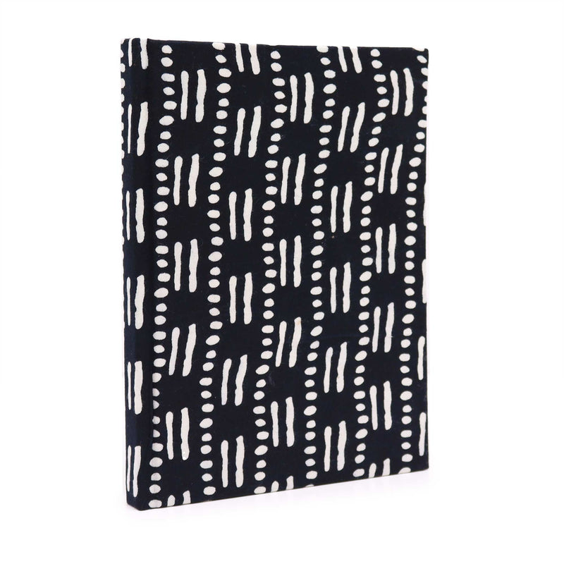 Cotton Bound Notebooks 20x15cm - 96 pages - Black Dots & Dashes product image