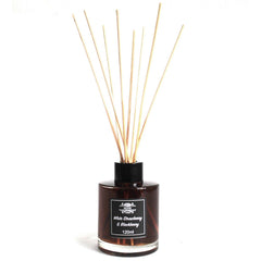 120ml Reed Diffuser - White Strawberry & Blackberry product image 3