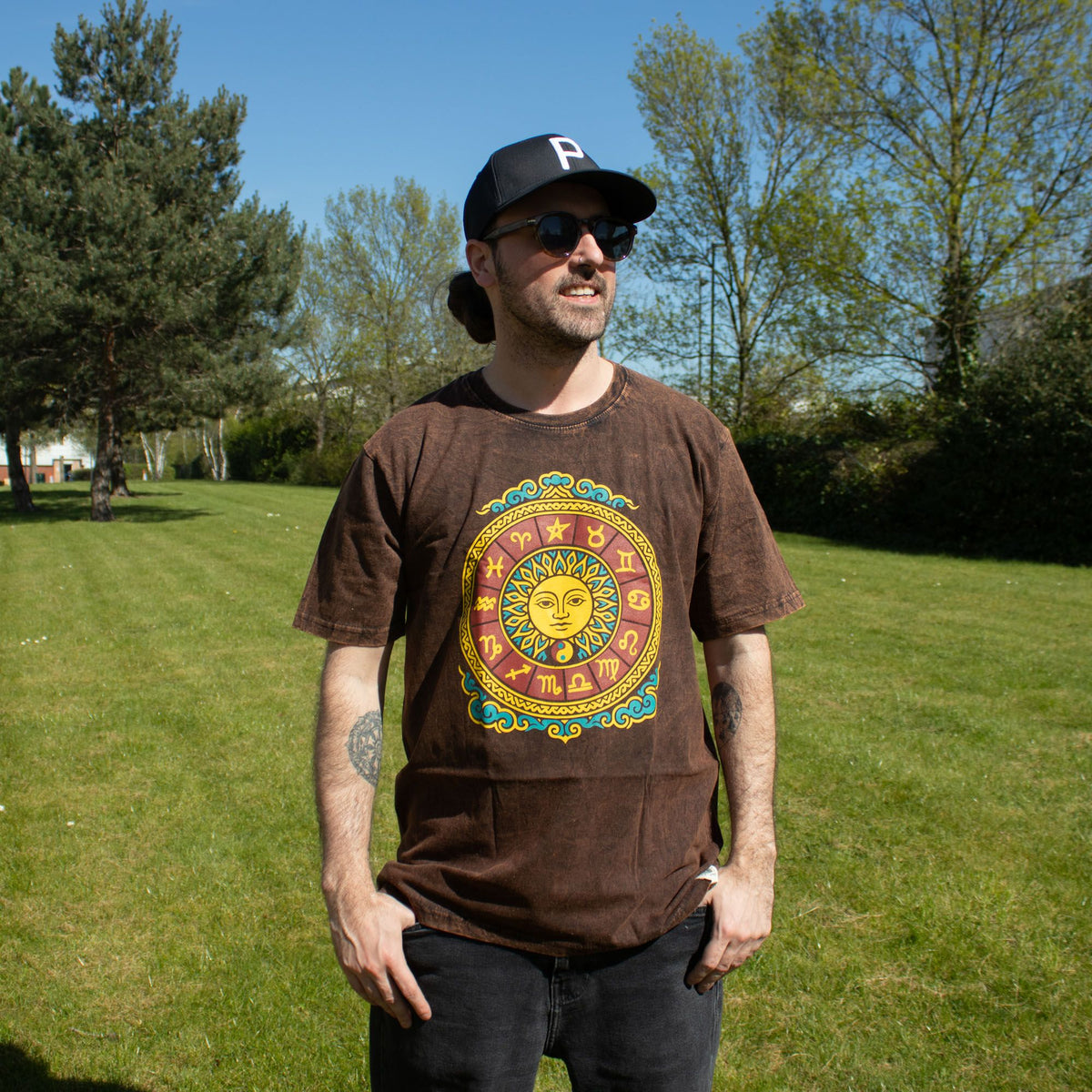Nomad Sari Stonewashed Cotton T-Shirt - Sun & Zodiac - Brown - Large product image 2