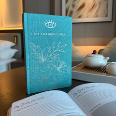 Blue Gratitude Journal with Silver Lining - 120 pages - I am Thankful For product image 5