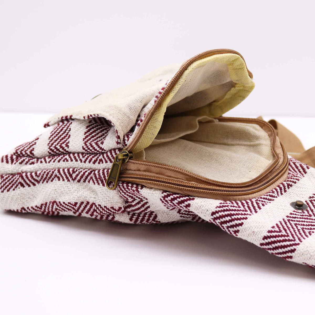 Body Cross Bag Natural Cotton - Burgundy & White product image 3