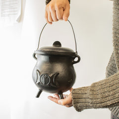 Extra Huge Cast Iron Cauldron with Triple Moon 23x18cm (at least 4kg) product image 6