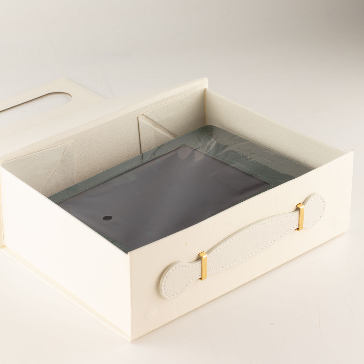 Flat Pack Gift Box - Med Hamper (24x18.2x8cm) - White - product image 5