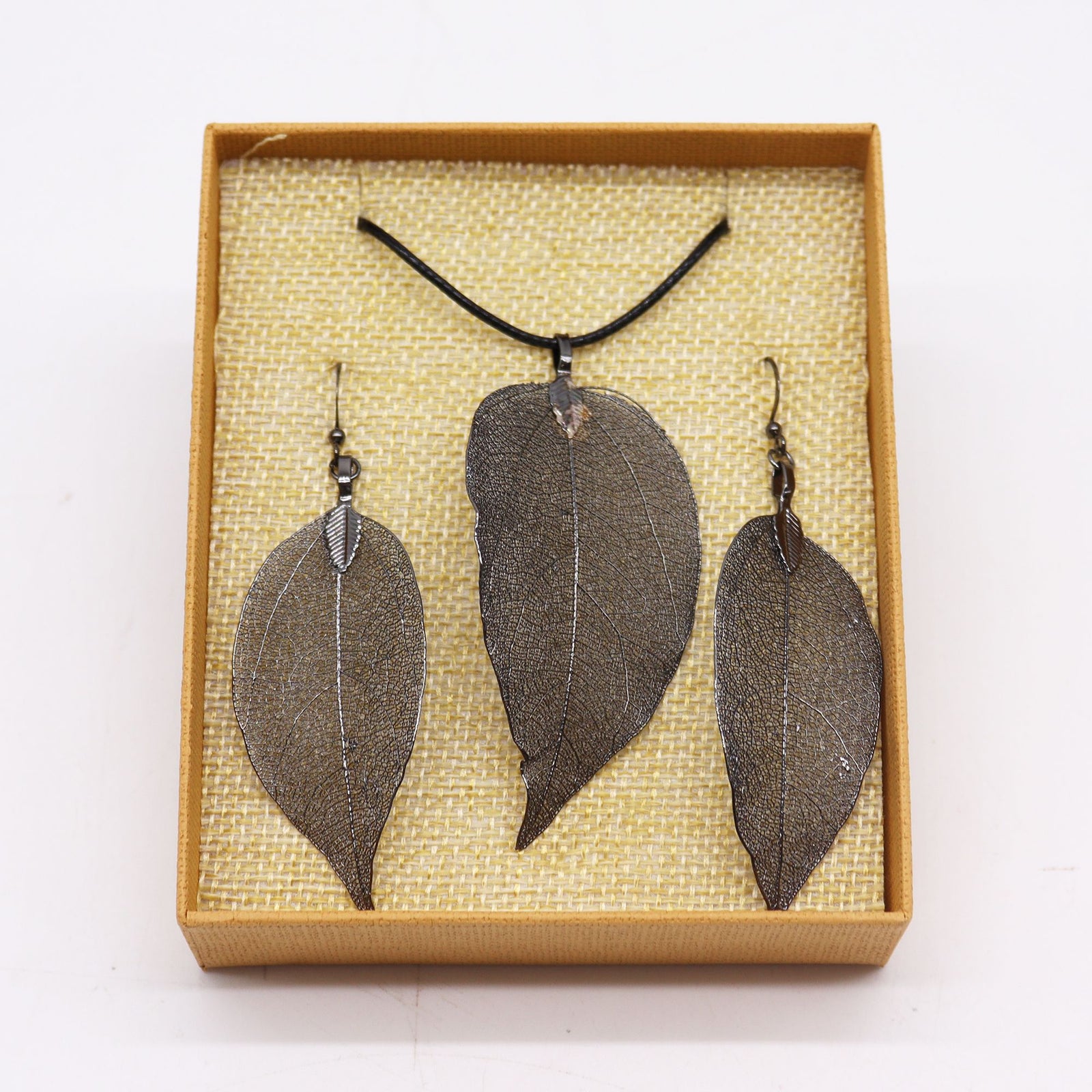 Necklace & Earring Set - Bravery Leaf - Pewter product image