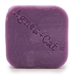 Agnes + Cat Pressed Peonies Solid Shampoo product image 4