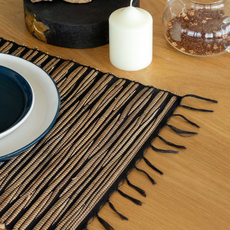 Water Hyacinth Natural Placemat - Black Tiger with Fringe product image
