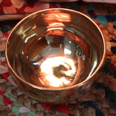 Medium Shining Bell-Metal Handmade Singing Bowl (approx 750g) - 15cm product image 3