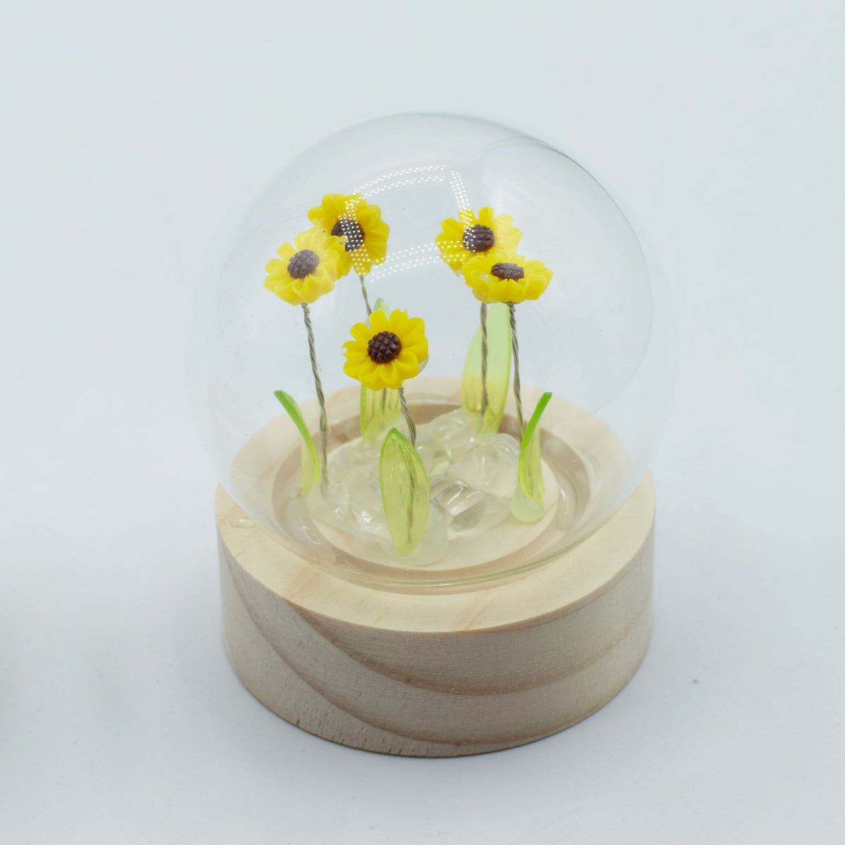 Floral Glow Garden Dome - 5 Sunflowers - LED Battery product image 4