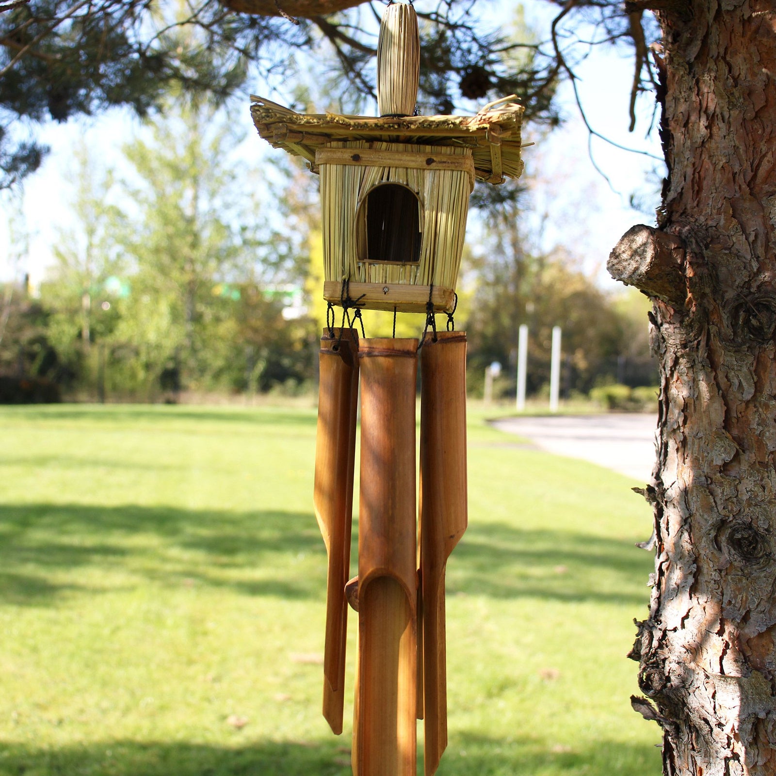 Square Seagrass Bird Box with Chimes 49x15cm product image