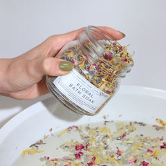Floral Bath Soak - Natural - 140g product image 2