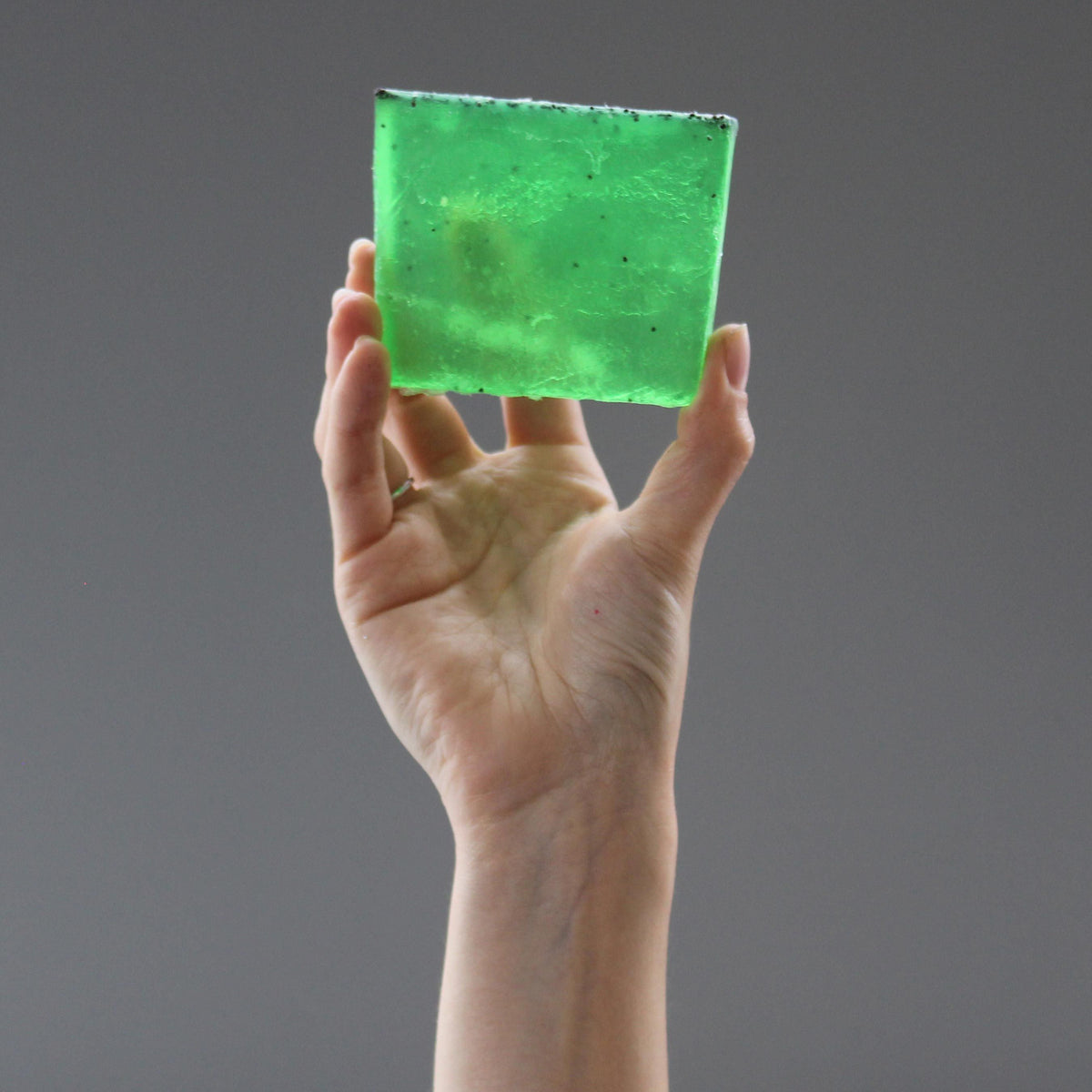 Pack of 13 Tea Tree & Fresh Mint Soap Bars product image 4