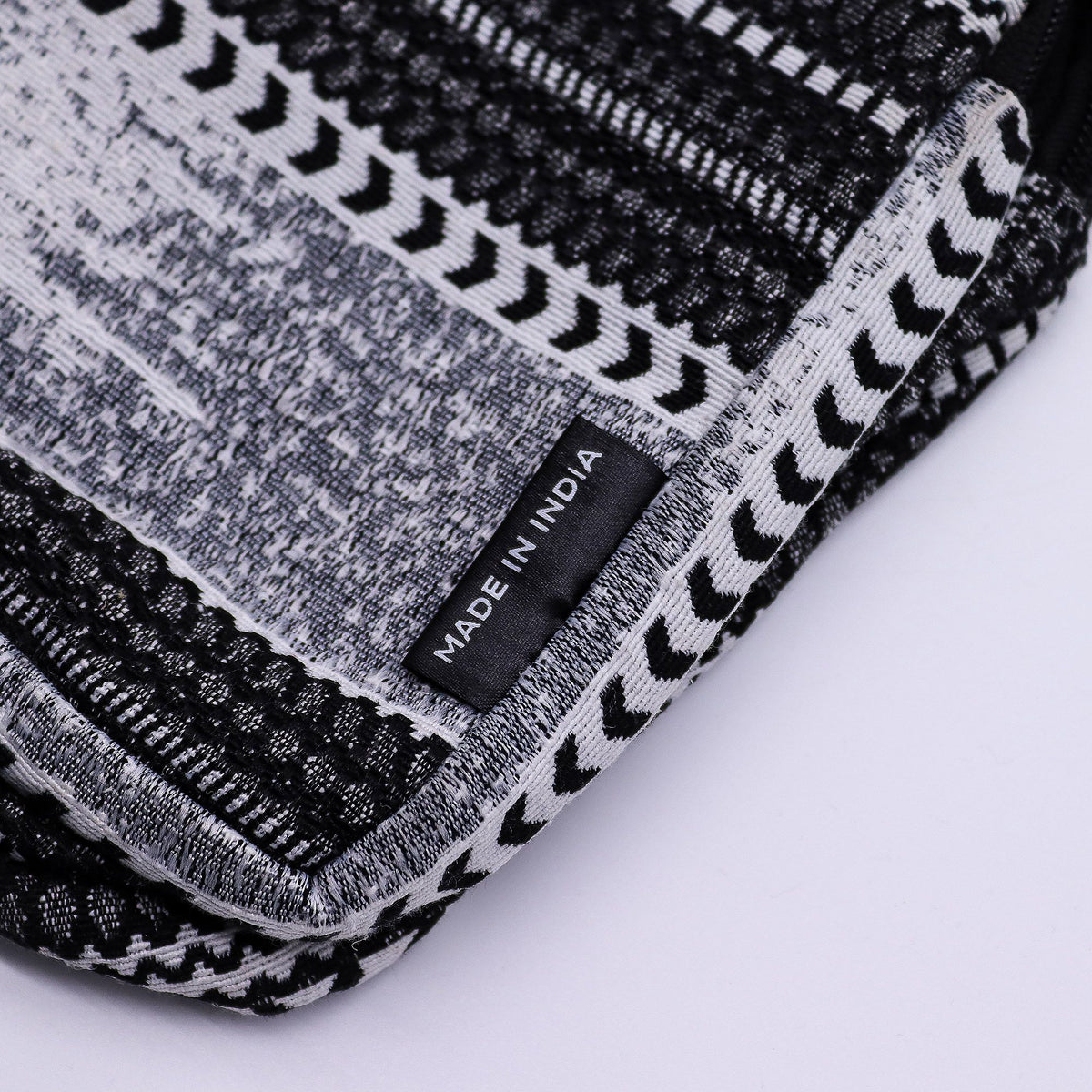 Nomad Sari Jacquard Natural Cross Bag - Urban Caravan product image 2