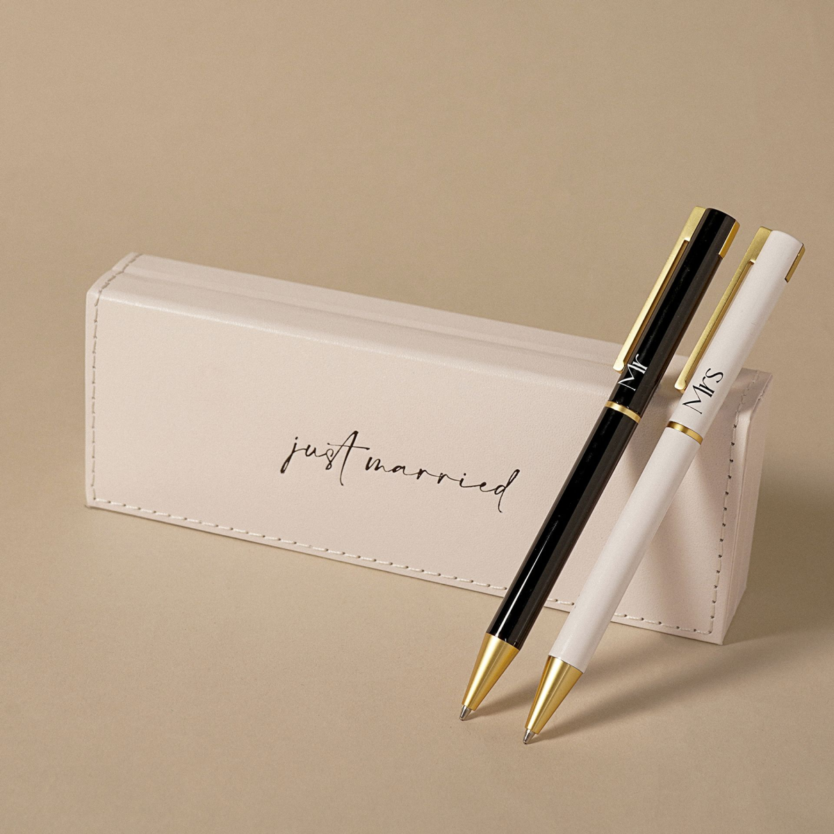 Amore Set of 2 Pens - Mr & Mrs